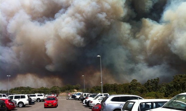 Bushfire Williamtown airport