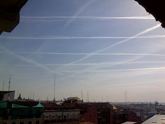 Chemtrails Over Madrid