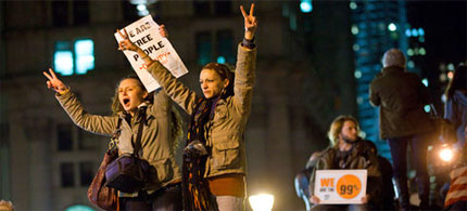 Activists gathering in Foley Square, 11/17/11. (photo: Richard Perry/NYT)