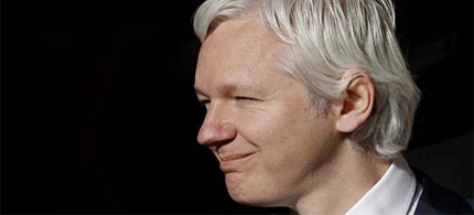 The Internet itself had become 'the most significant surveillance machine that we have ever seen,' Assange said in reference to the amount of information people give about themselves online. (photo: Andrew Winning/Reuters)
