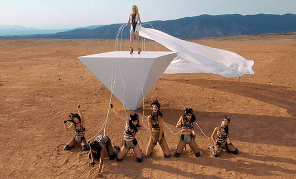 Britney Spears’ “Work Btch” and Iggy Azalea’s “Change Your Life” Two Videos Celebrating Kitten Programming