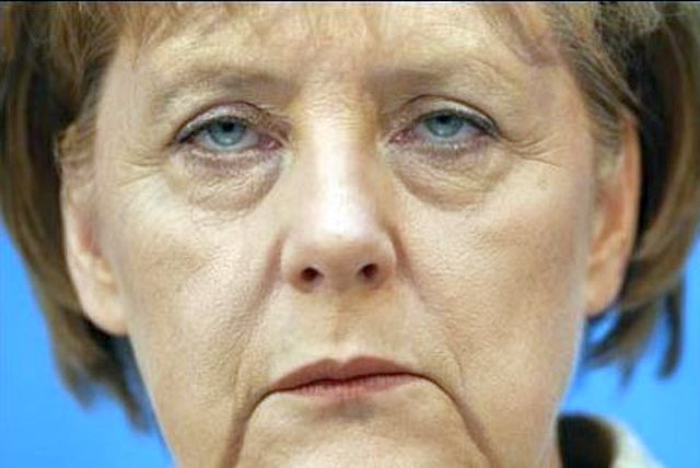 deutschland-wird-von-einer-psychopathin-regiert