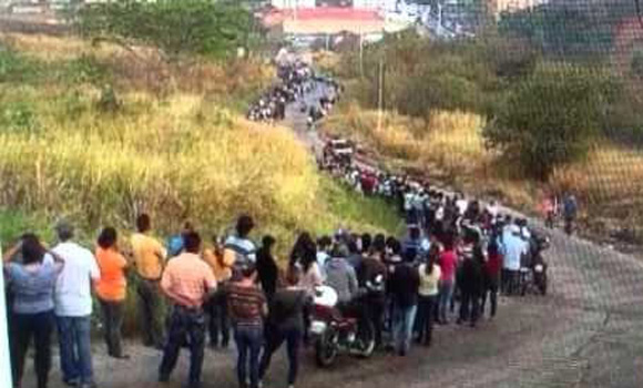 Venezuela Enforces Fingerprint Registry to Buy Groceries What to Do Before Rationing Starts in America