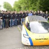 The SolarWorld GT with its team of Bochum University students